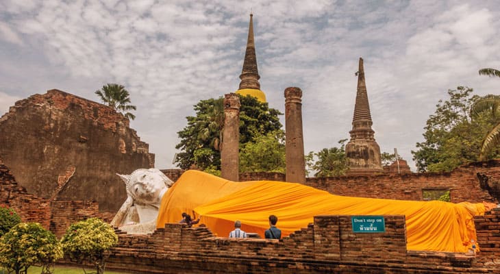 Wat Yai Chai Mongkhon ayuthhaya excursie